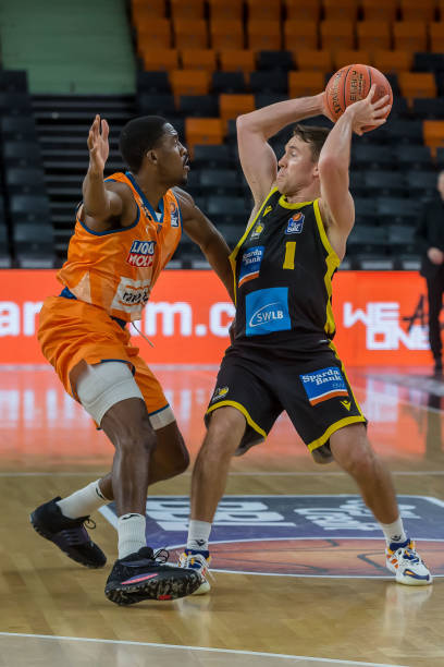 在足球界并 在足球界并